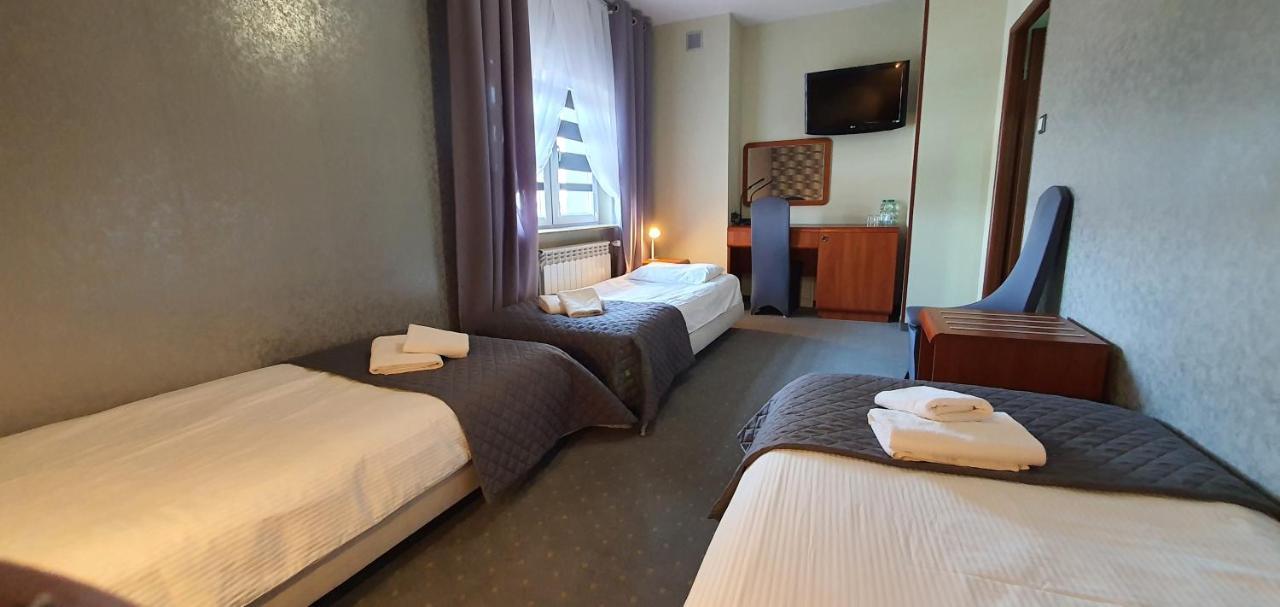 Hotel Bursztynowy Jozefow na Wisla 외부 사진