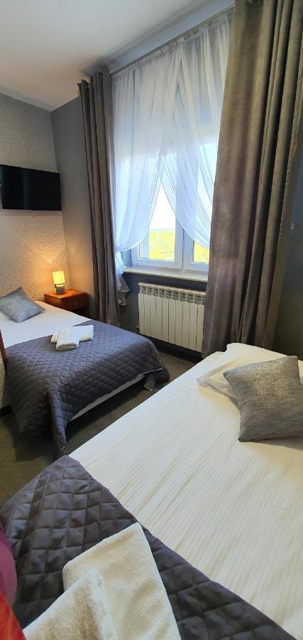 Hotel Bursztynowy Jozefow na Wisla 외부 사진