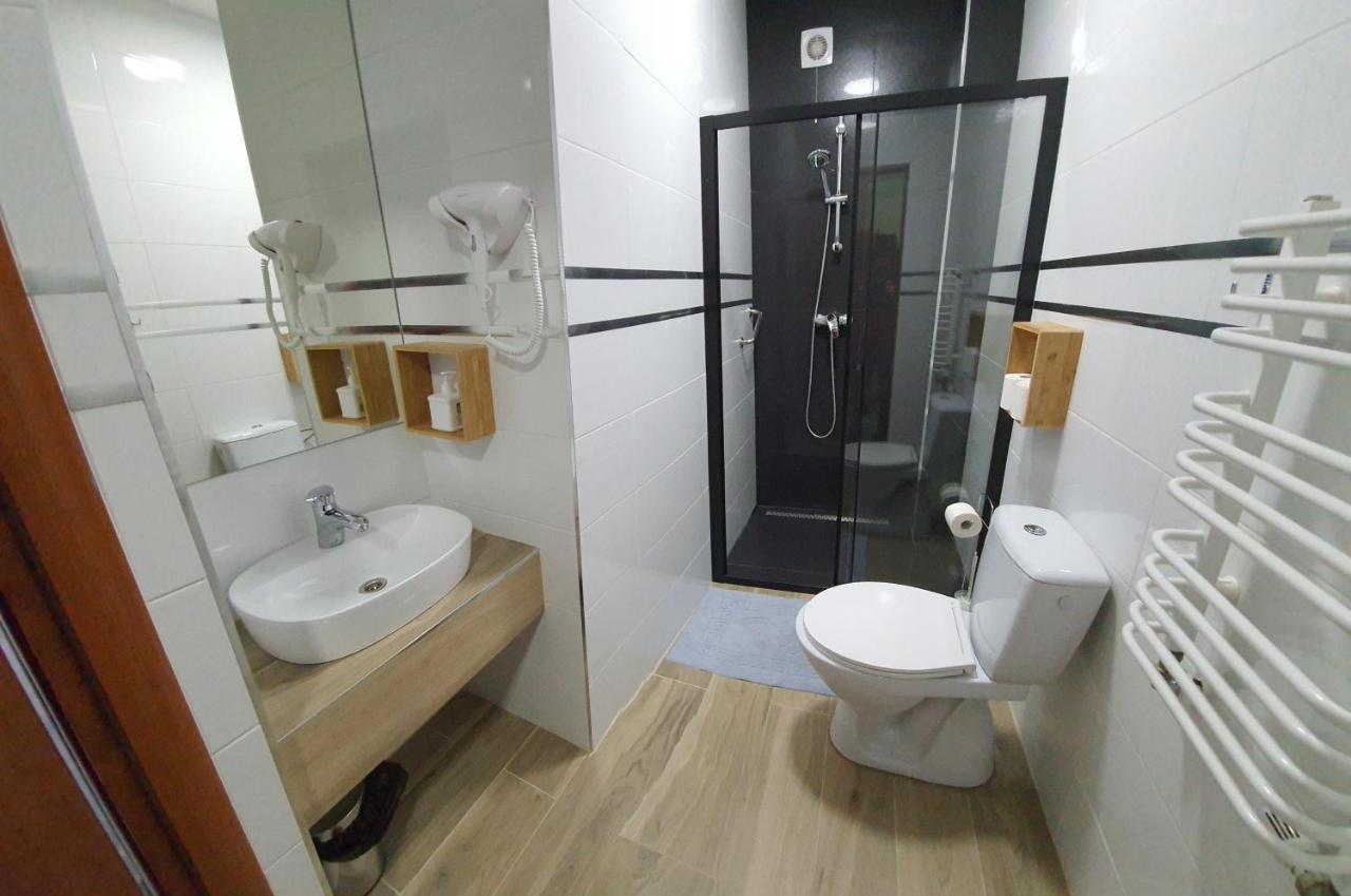 Hotel Bursztynowy Jozefow na Wisla 외부 사진