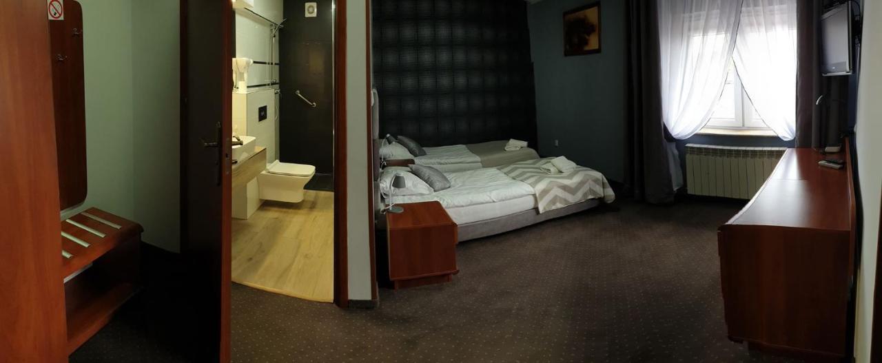Hotel Bursztynowy Jozefow na Wisla 외부 사진