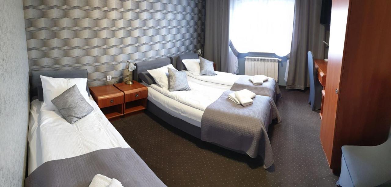 Hotel Bursztynowy Jozefow na Wisla 외부 사진